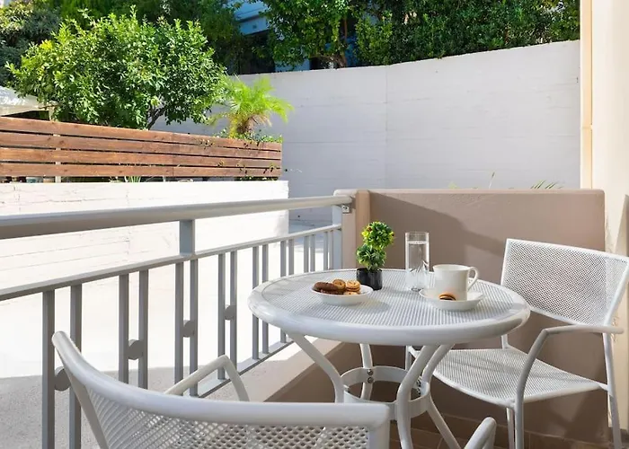 アパート Gefiraki Koskinou