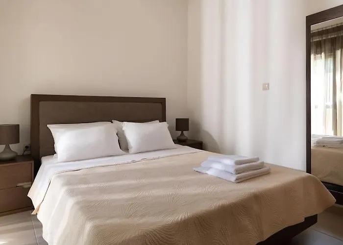 アパート Gefiraki Koskinou